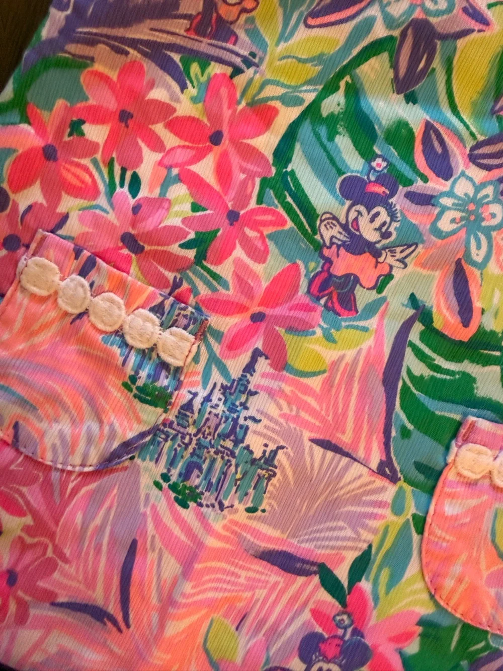 Lillly Pulitzer Disney Dreamin’ features colorful print with Minnie and Daisy